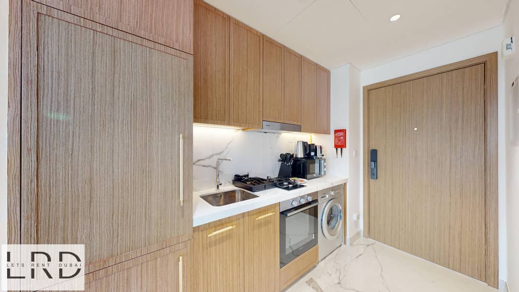 9 LRD-VACATION-HOMES-Azizi-Riviera-63-Unit-414-10132025_145716. jpg