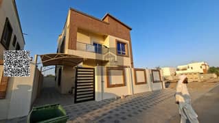 فيلا مميزه للايجار السنوى بالزاهيه موقع مميز اول ساكن سعر مميز تتكون من خمس غرف ومجلس وصالة ومطبخ مساحة ممتازه السعر 80000 الف على دفعتين فقط شركة