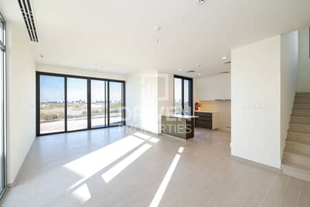4 Bedroom Villa for Rent in Dubai South, Dubai - Well Kept | Golf View | Ready To Move In