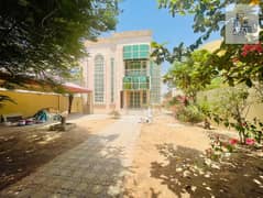 شامل الماء والكهرباء | فيلا 5000 قدم | 4 غرف + مجلس + صالة