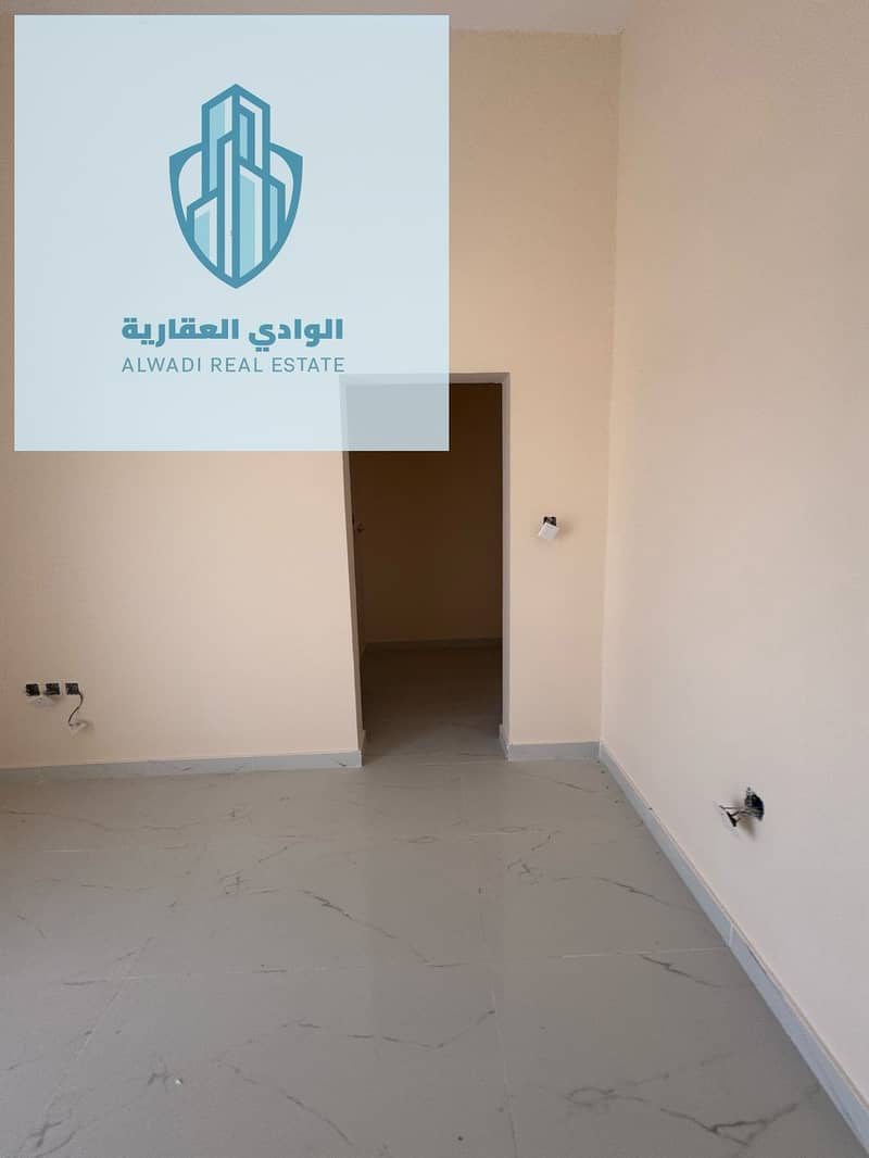 27 8a3beba6-7ac4-4e4b-a768-bb8d0cb8adc7. jpg