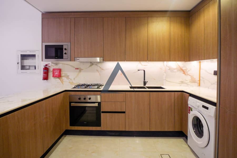 Smart 1BR + Maid’s Room | Chiller-Free Living | Book Today - Image 3