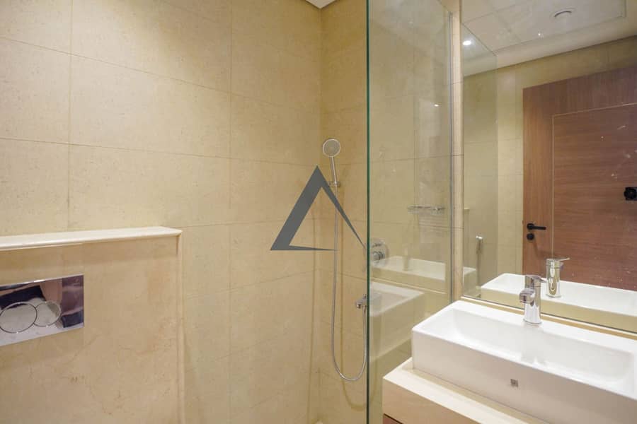 Smart 1BR + Maid’s Room | Chiller-Free Living | Book Today - Image 12