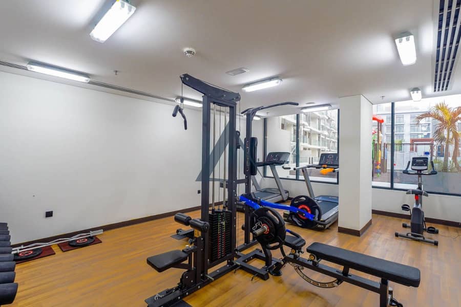 Smart 1BR + Maid’s Room | Chiller-Free Living | Book Today - Image 14