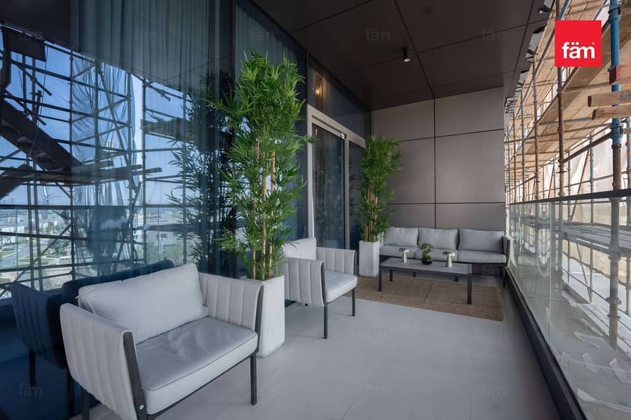 Vacant | Brand New | Burj Khalifa View - Image 6