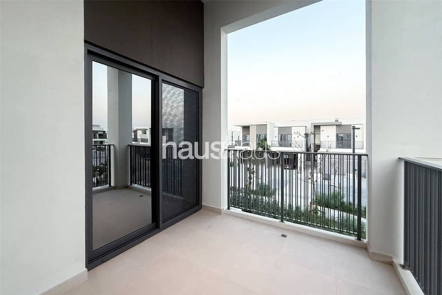 Available Now | Kitchen Appliances | Opposite Park - Image 7