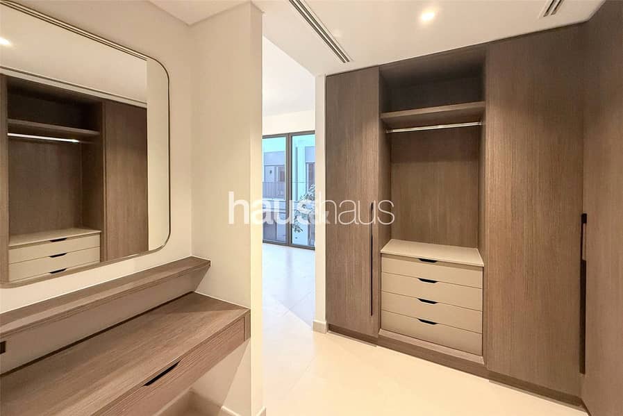 Available Now | Kitchen Appliances | Opposite Park - Image 9