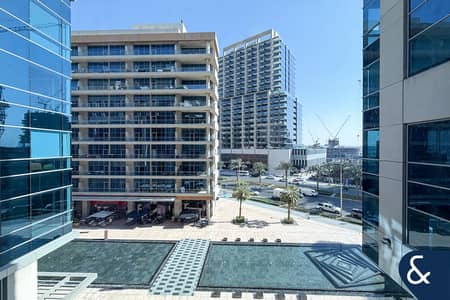 Office for Sale in Business Bay, Dubai - Vacant I Partitioned I Grade A