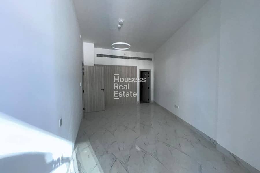 Brand New | Pool View | Spacious | Payment Plan - Image 11