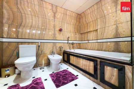 1 Schlafzimmer Wohnung zum zum Verkauf in Downtown Dubai, Dubai - Wohnung in Downtown Dubai,Burj Khalifa, 1 schlafzimmer, 3699990 AED - 14019150 1 Schlafzimmer Wohnung zum zum Verkauf in Downtown Dubai, Dubai - Wohnung in Downtown Dubai,Burj Khalifa, 1 schlafzimmer, 3699990 AED - 14019150