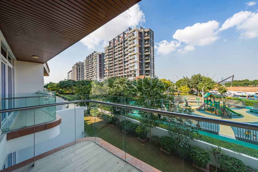 Picture Idea: Luxury Duplex Park View Private Garage