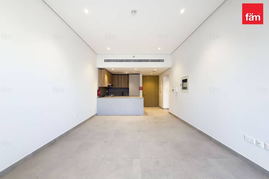 Brand New | Vacant | Unfurnished | Multiple Option - Image 2