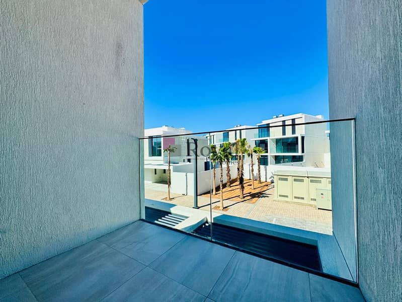 Private Beach | Luxury Calm Living | Brand New - Image 6