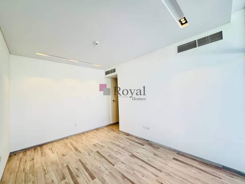 Private Beach | Luxury Calm Living | Brand New - Image 14