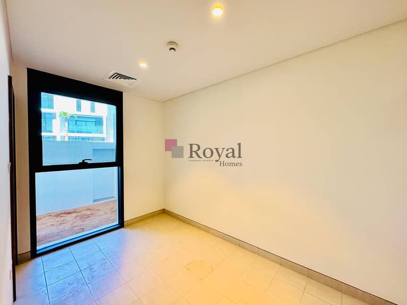 Private Beach | Luxury Calm Living | Brand New - Image 21