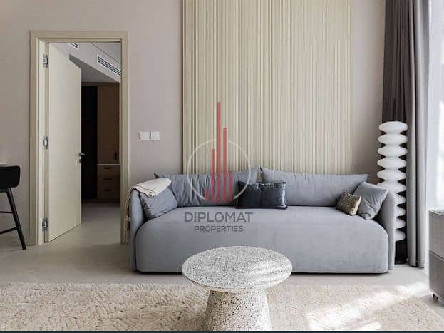 Bright & Spacious | Stunning Views - Image 4