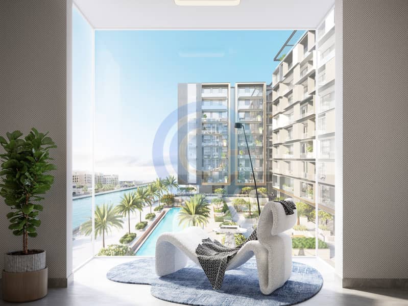 7 Art Bay - glass box. jpg