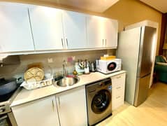 شقة في بناية فيروز،باب البحر،جزيرة المرجان 32000 درهم - 14020233