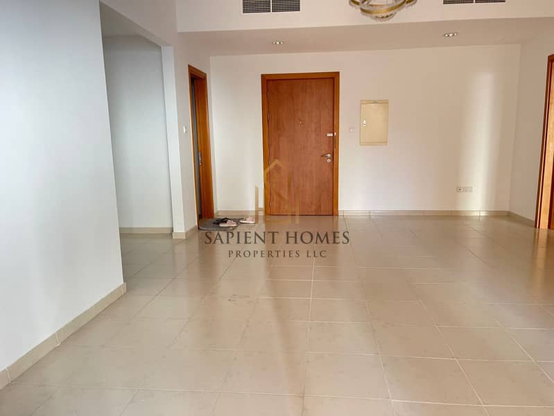 Closed Kitchen ! Best Layout ! Notice Served