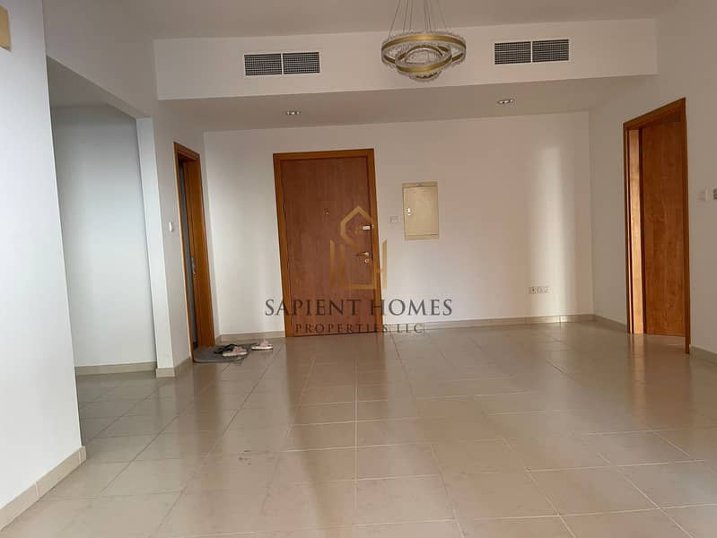 Closed Kitchen ! Best Layout ! Notice Served