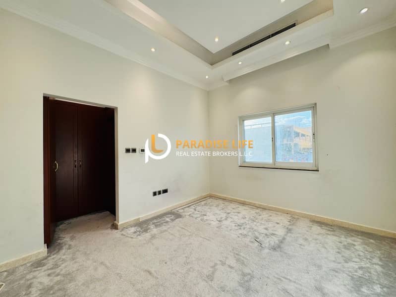 4 Bedroom Villa available for rent in Mirdif - Image 8