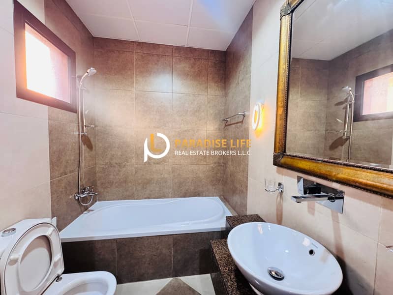 Private Swimming Pool 4 Master bedroom villa Available for Rent - Image 20