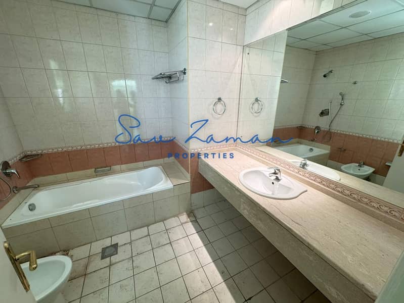 SPACIOUS 5BR MAIDS PRIVATE GARDEN INDEPENDENT VILLA JUMEIRAH 1 - Image 18