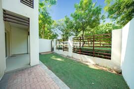 2BR+Maids Villa | Well Maintained | Surrounded By Nature