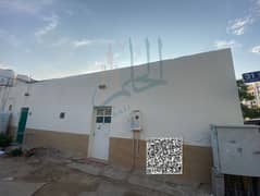 للبيع بيت عربى فى منطقة البستان موقع مميز جدا زاوية على شارعين مساحة 2000 قدم