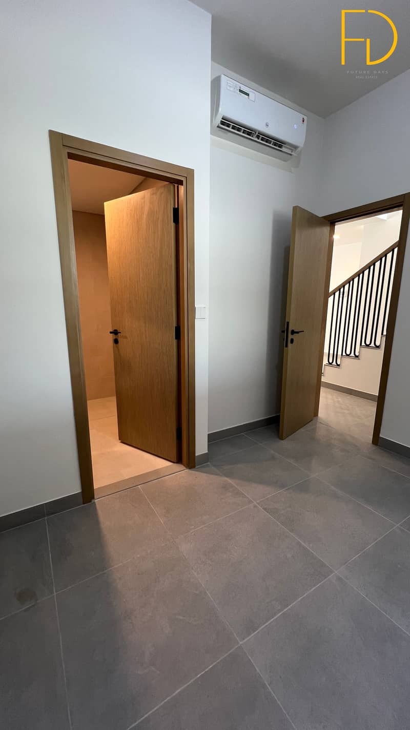 Specious Brand New Townhouse | Vacant – La Violeta 2, Dubailand - Image 10