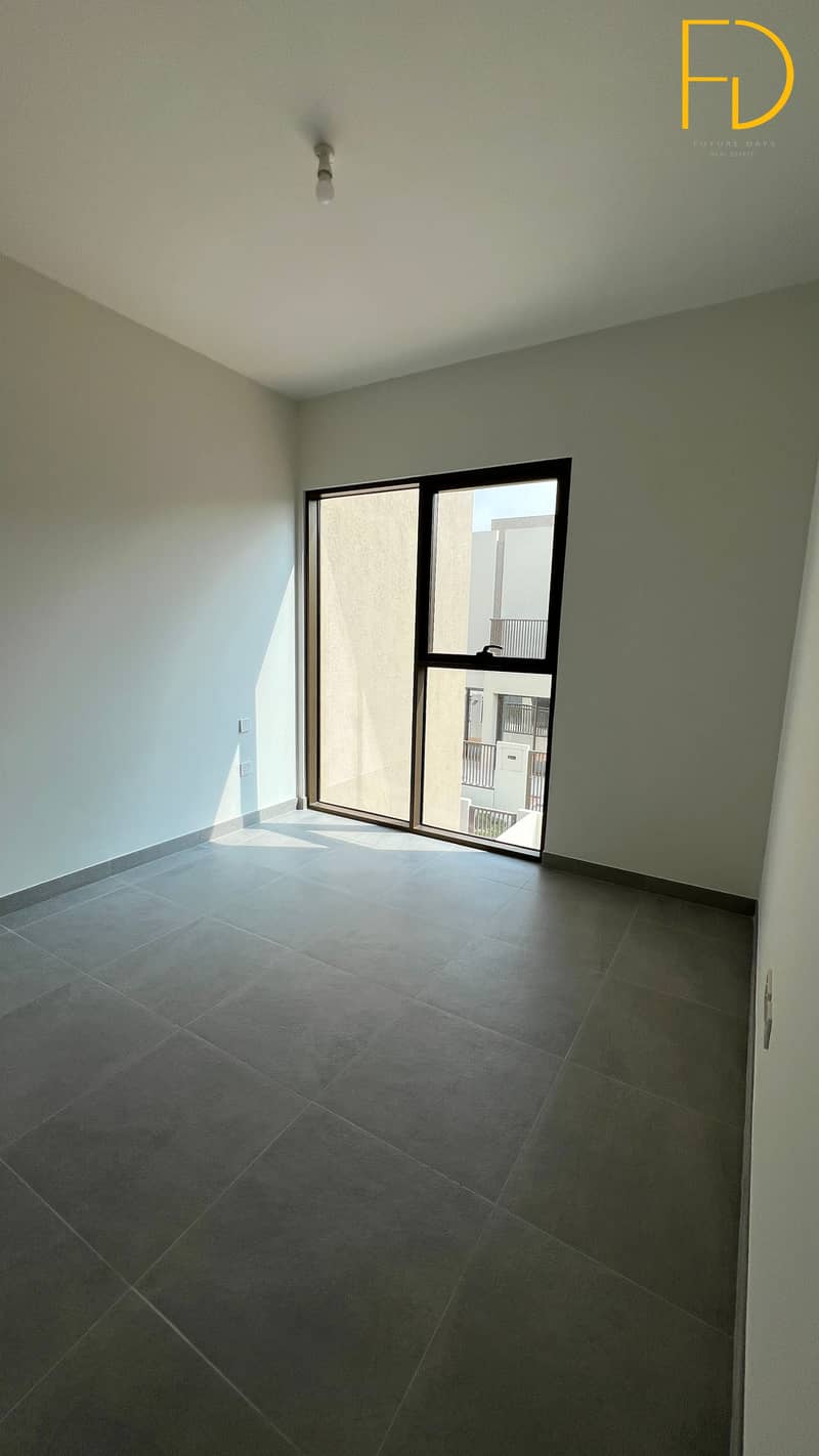 Specious Brand New Townhouse | Vacant – La Violeta 2, Dubailand - Image 21