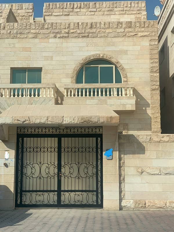 Nice and Big Villa For Rent in Al Mushref Area