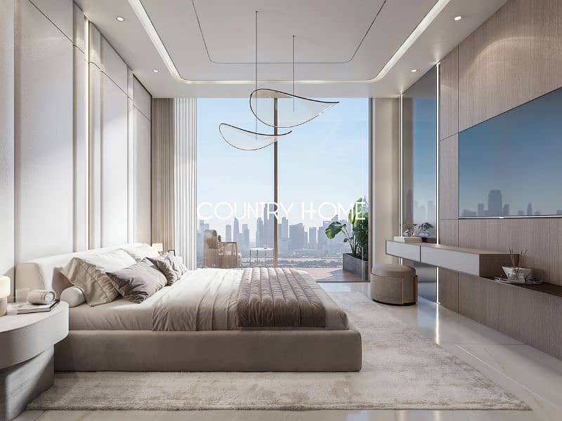 Luxury 3-BR Home with Stunning Island Views - Image 6