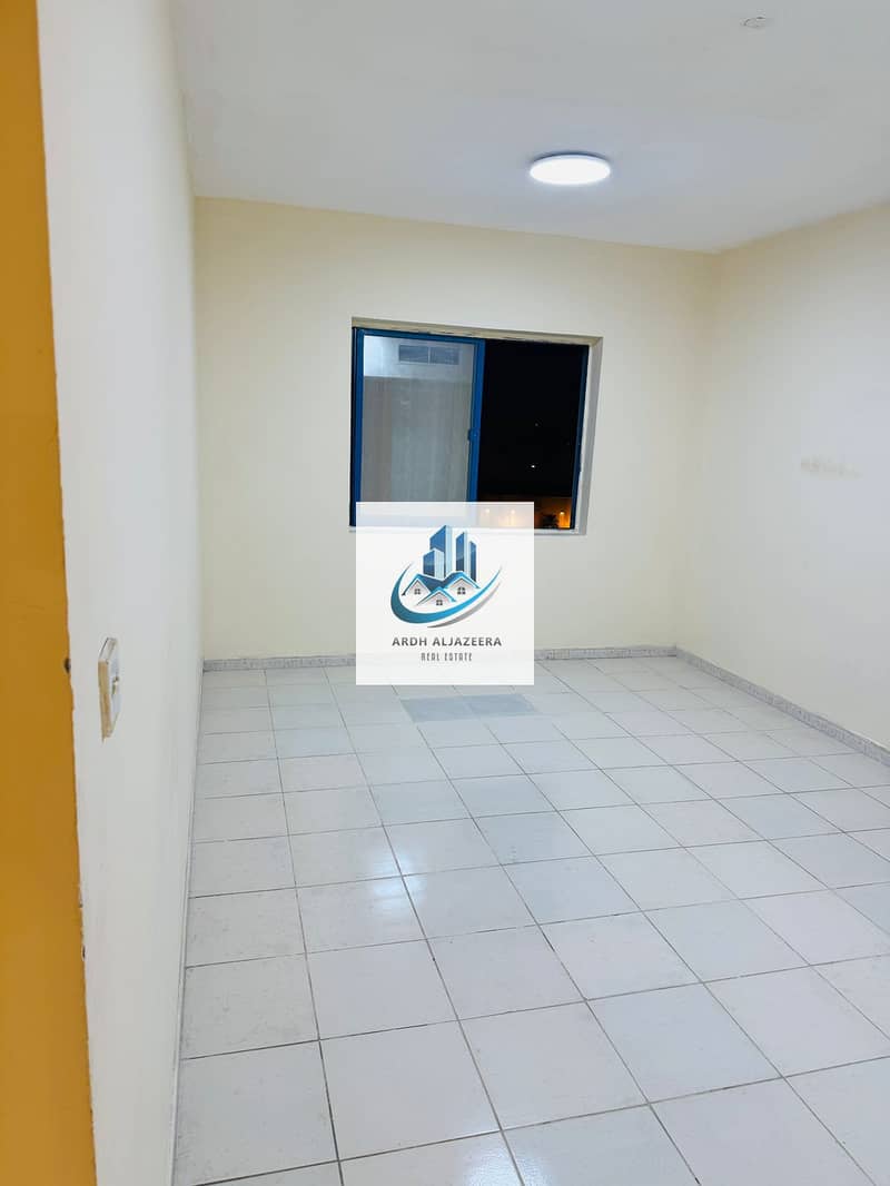 11 1000424793. jpg