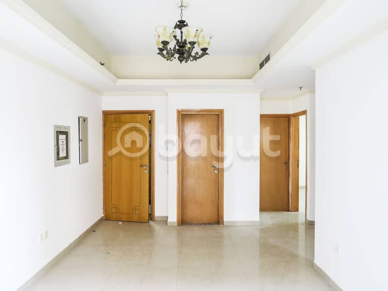 شقة في القصيص 2 غرف 45000 درهم - 4359123