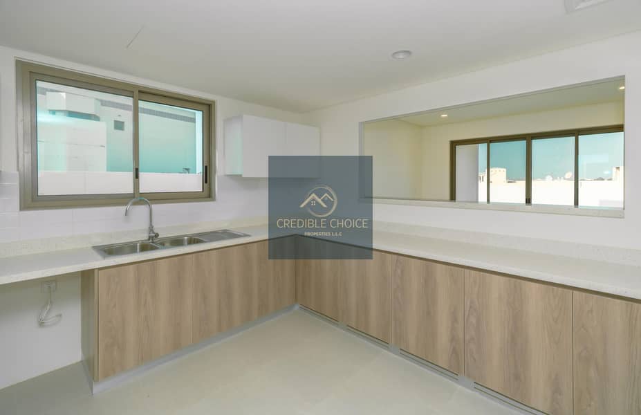 BRAND NEW | 4 PLUS MAIDS RM | SPACIOUS - Image 11