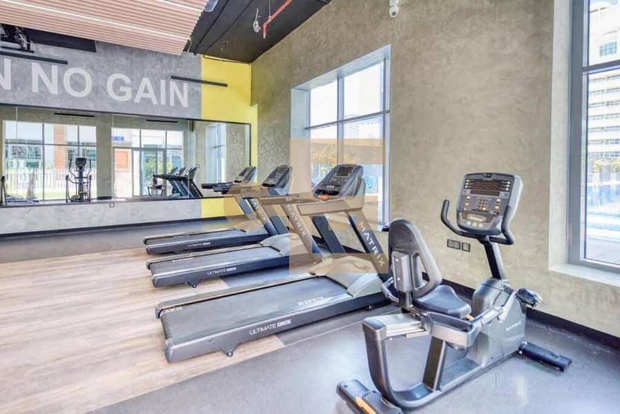 Pool View | Kitchen Appliances | Ready to Move - Image 13