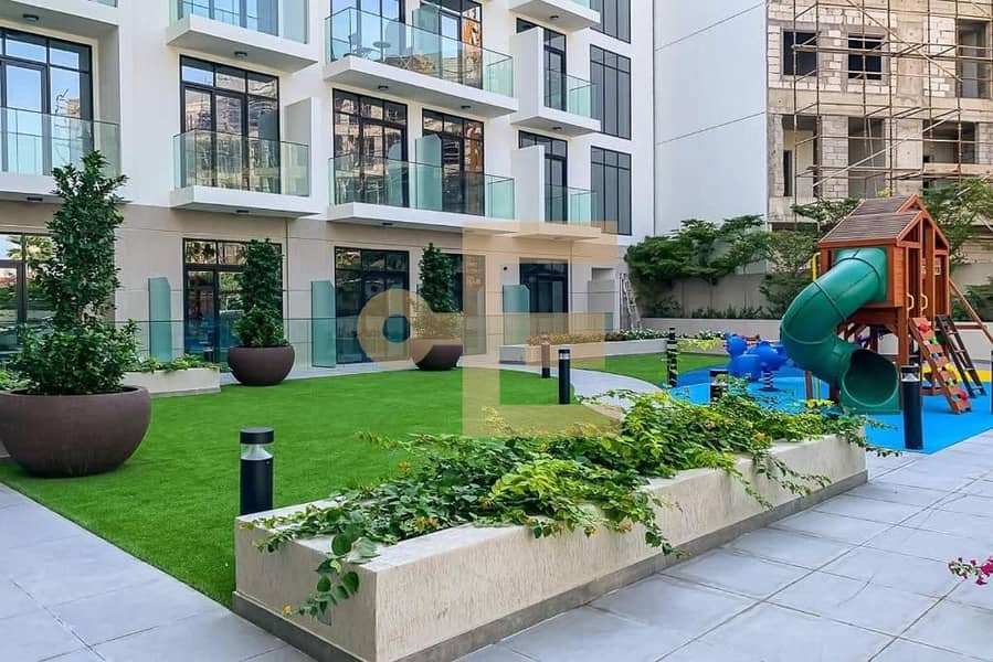 Pool View | Kitchen Appliances | Ready to Move - Image 19