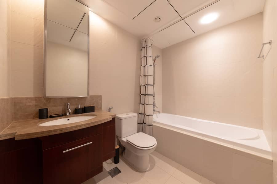 High floor | Modern interiors | Prime Downtown location - Image 9