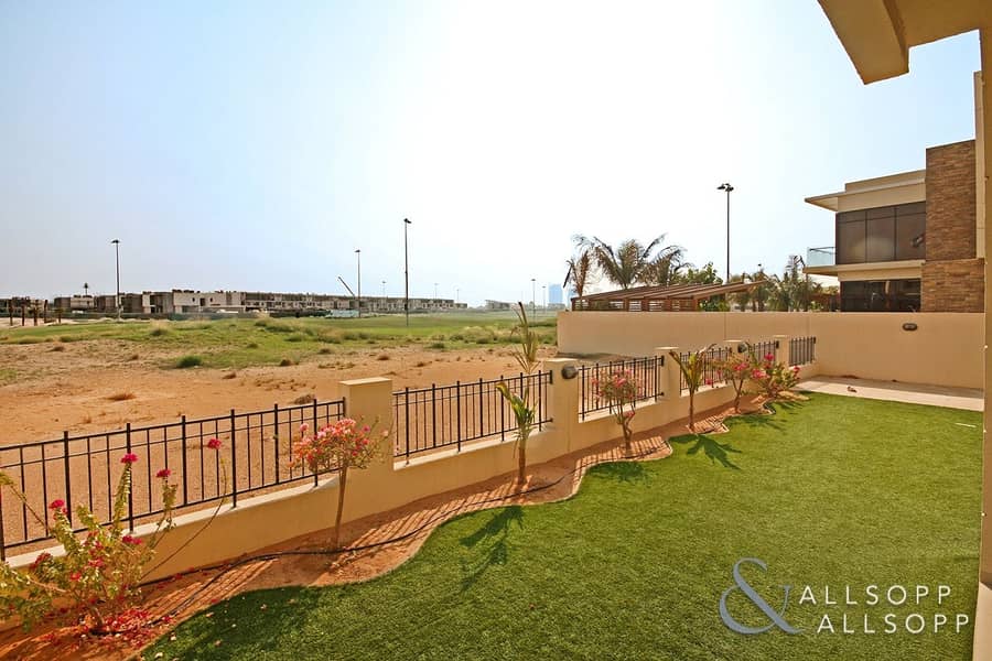 4 Bedroom | Golf Course Views | Landscaped