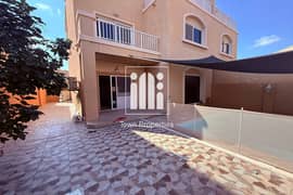 جاهز للسكن | فيلا 5 غرف نوم + خادمه | مسبح خاص |