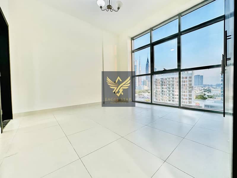 Massive 2B/R | Near Metro | All Amenities | Book Now - Image 11