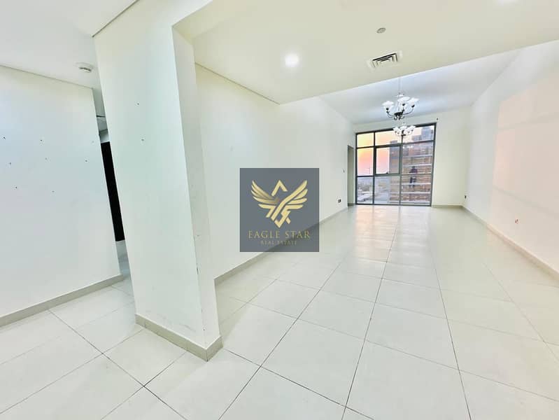 Massive 2B/R | Near Metro | All Amenities | Book Now - Image 16