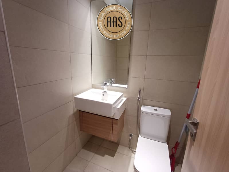 Luxurious and spacious 2BHK apartment with chiller-free only 115k ready to move