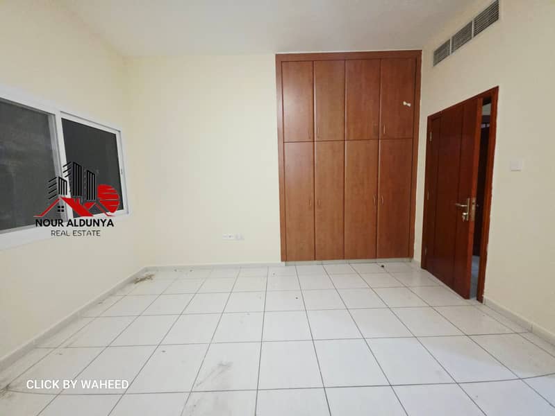 FRONT OF METRO. HUGE 2BHK. FREE PARKING. BOOK NOW - Image 9