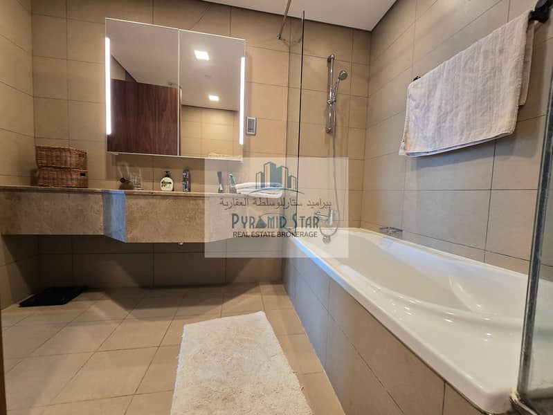 High floor 2 bedroom Duplex in Liberty House DIFC - Image 9