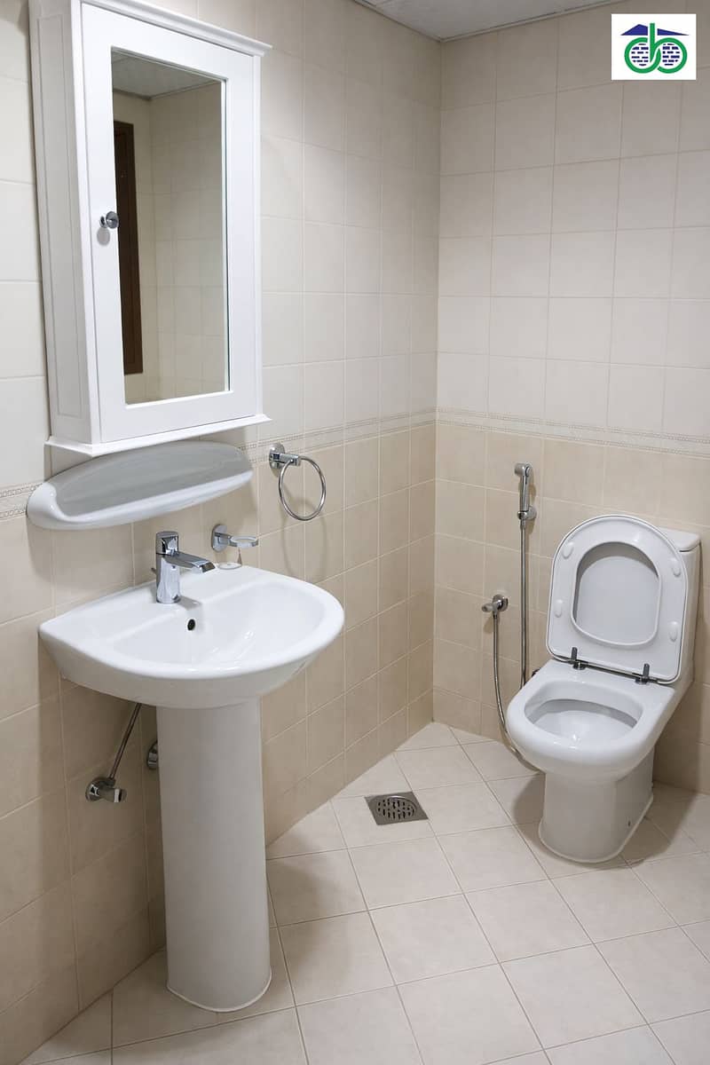 10 Modern beige and white bathroom design. png