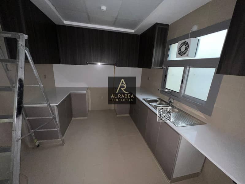 Balcony with open view, built-in wardrobes, gym, swimming pool, parking ...