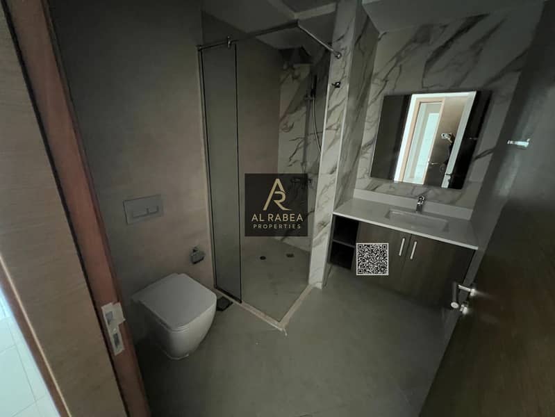 Balcony with open view, built-in wardrobes, gym, swimming pool, parking ...