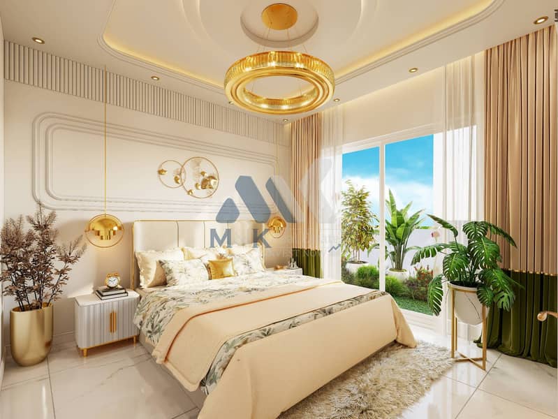 6 bedroom 001. jpg